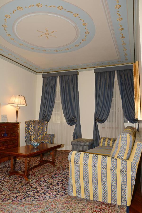 Palazzo Finati Bed & Breakfast Alba  Dış mekan fotoğraf