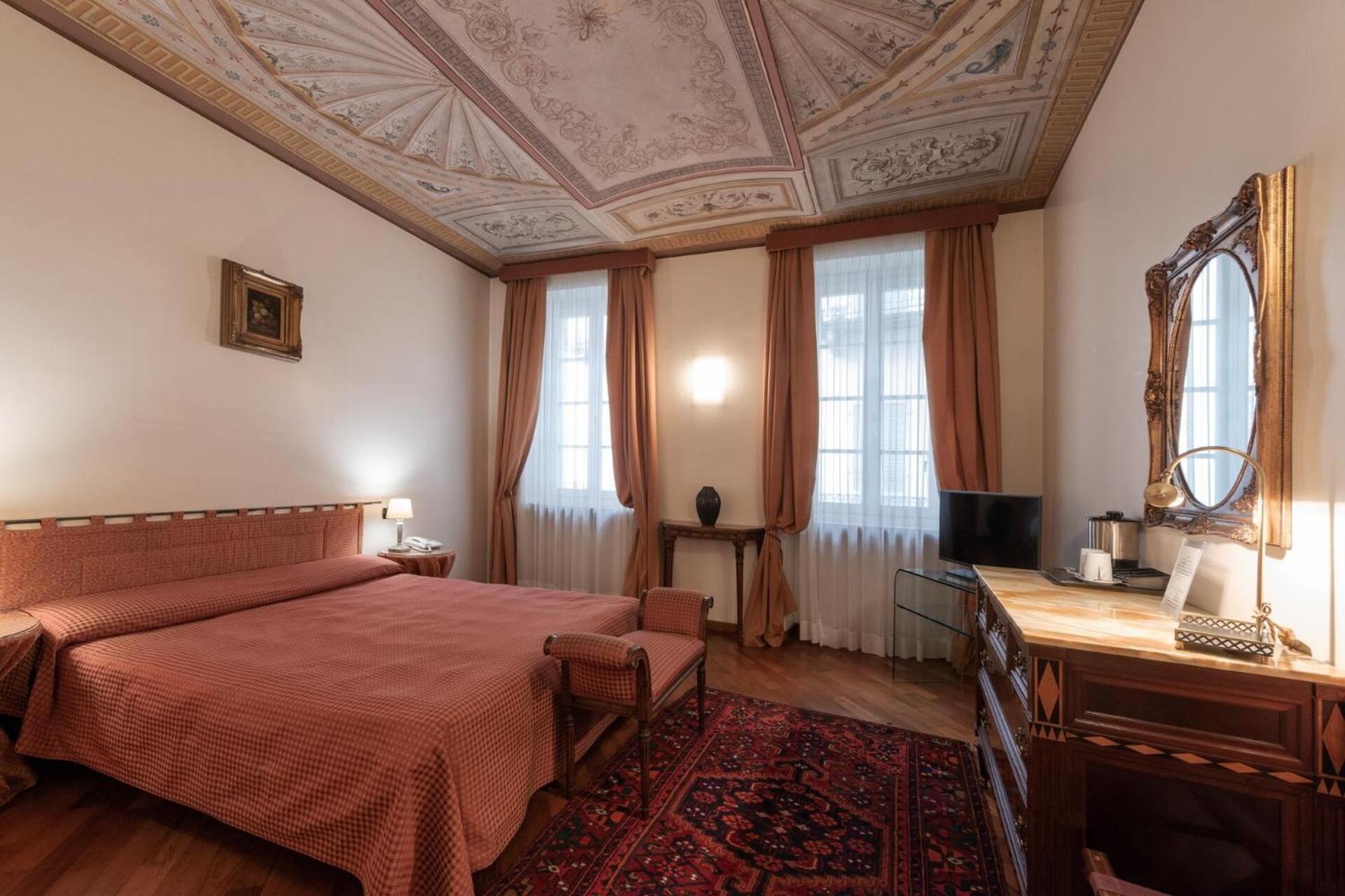 Palazzo Finati Bed & Breakfast Alba  Dış mekan fotoğraf